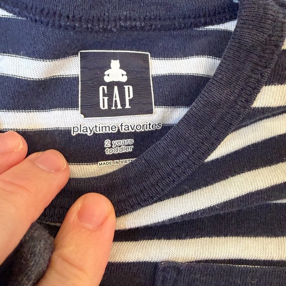 12 Boys’ Long Sleeve Tops Bundle – Zara, Gap, Monica + Andy, 18–24M / Size 2 - Picture 7 of 10